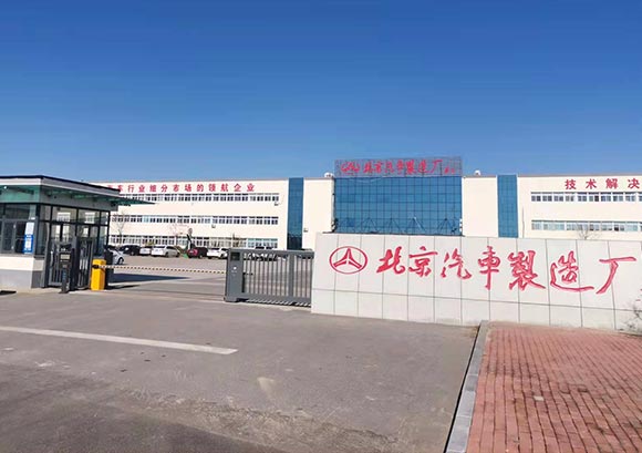 無軌膠輪車的應用場景